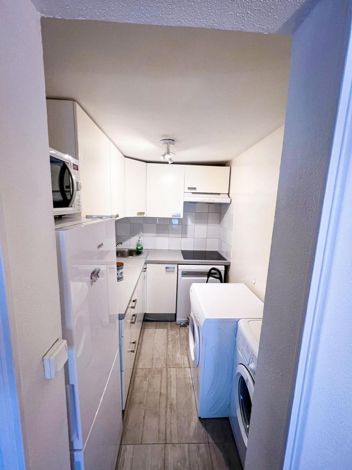Spacious Apartment In Montparnasse Paris Eksteriør bilde