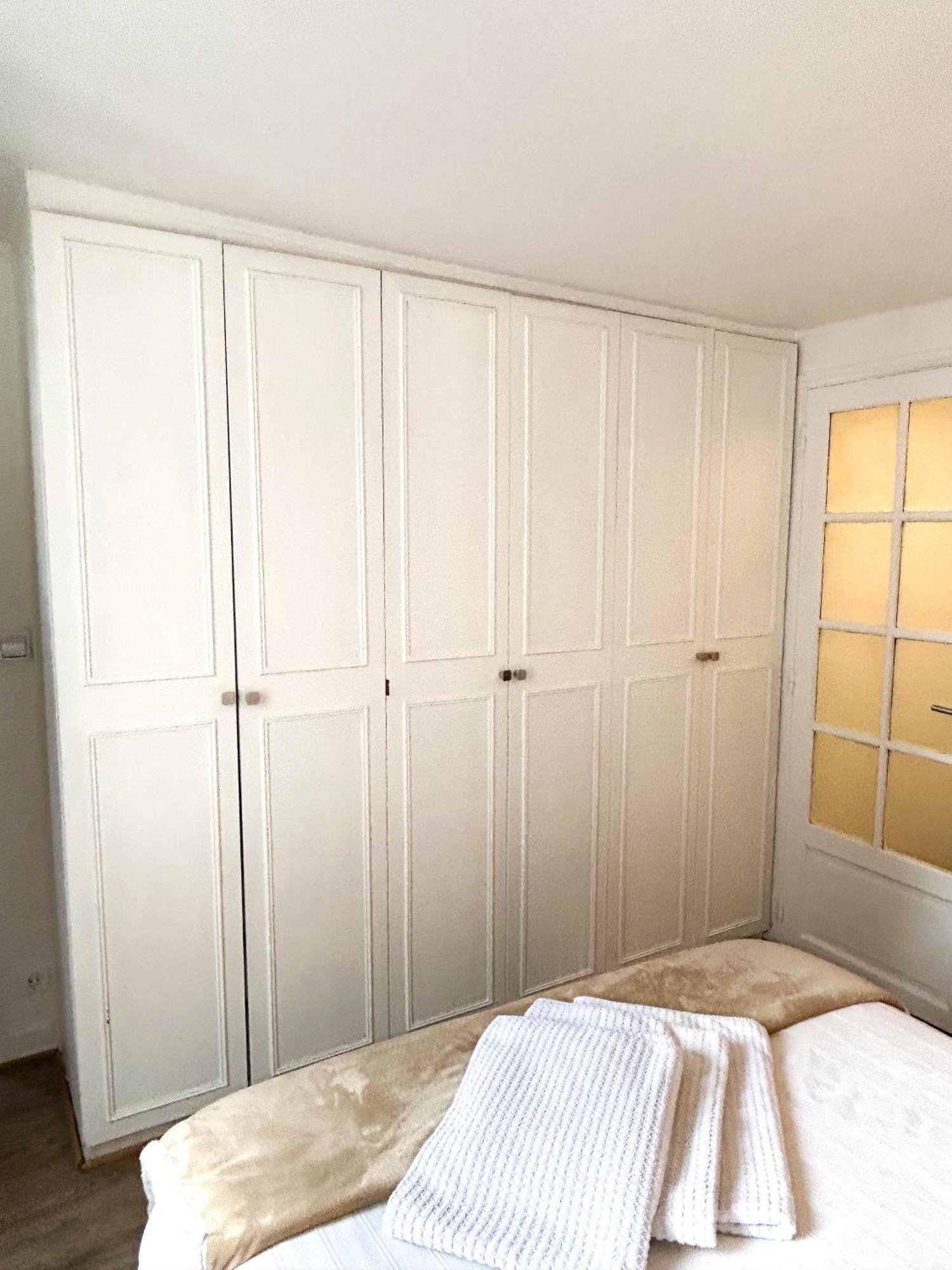 Spacious Apartment In Montparnasse Paris Eksteriør bilde